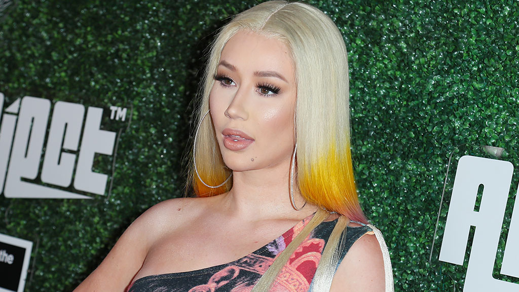 is iggy azalea white or mixed